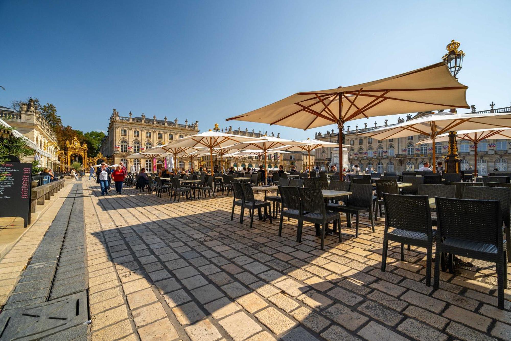 Le Grand Amerval Nancy Luaran gambar
